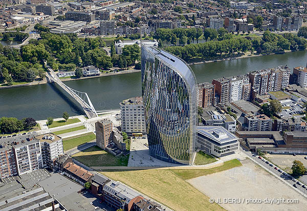 Liège - passerelle sur la Meuse